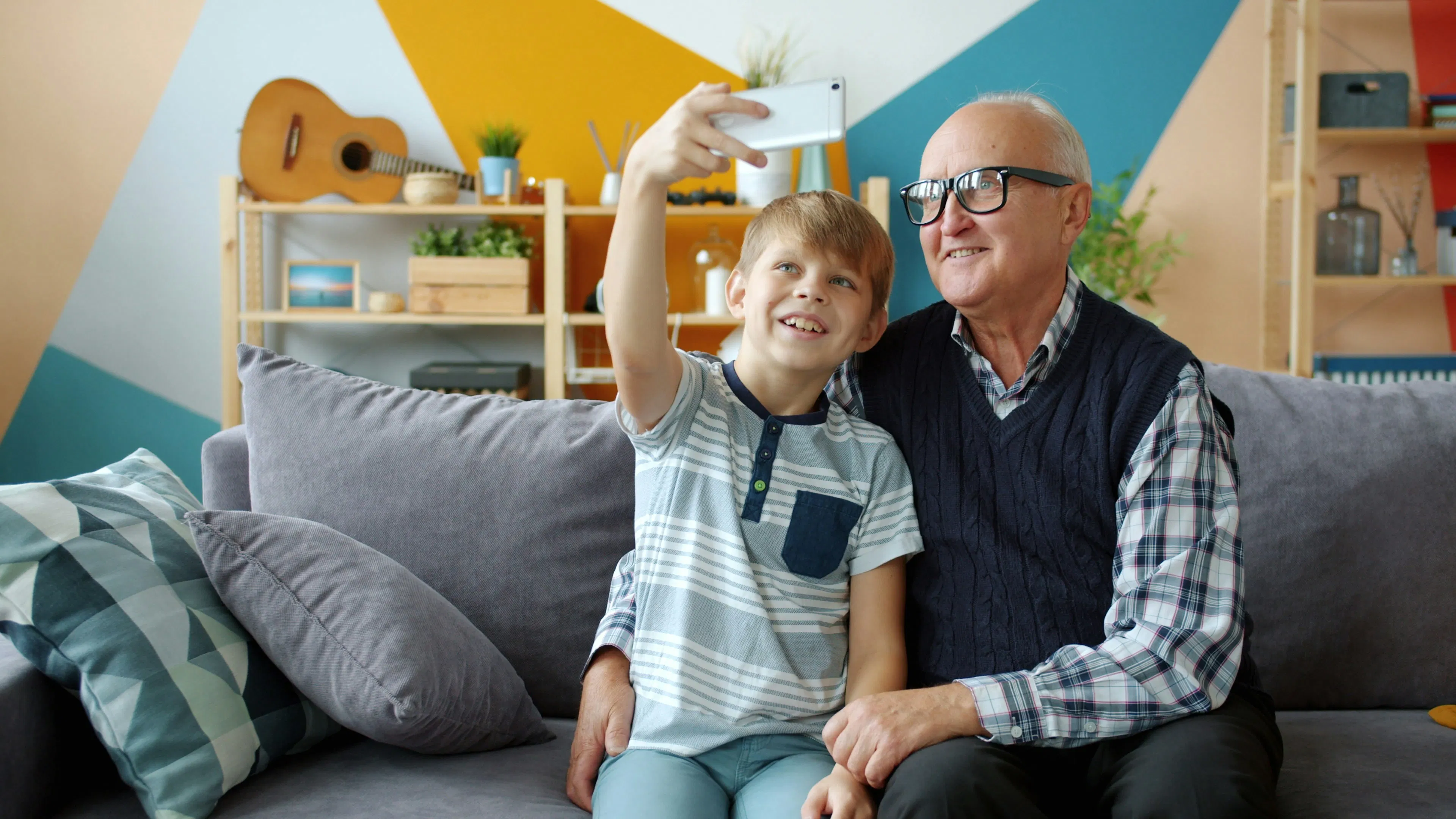 Aging in Place vs Assisted Living: How Families Decide