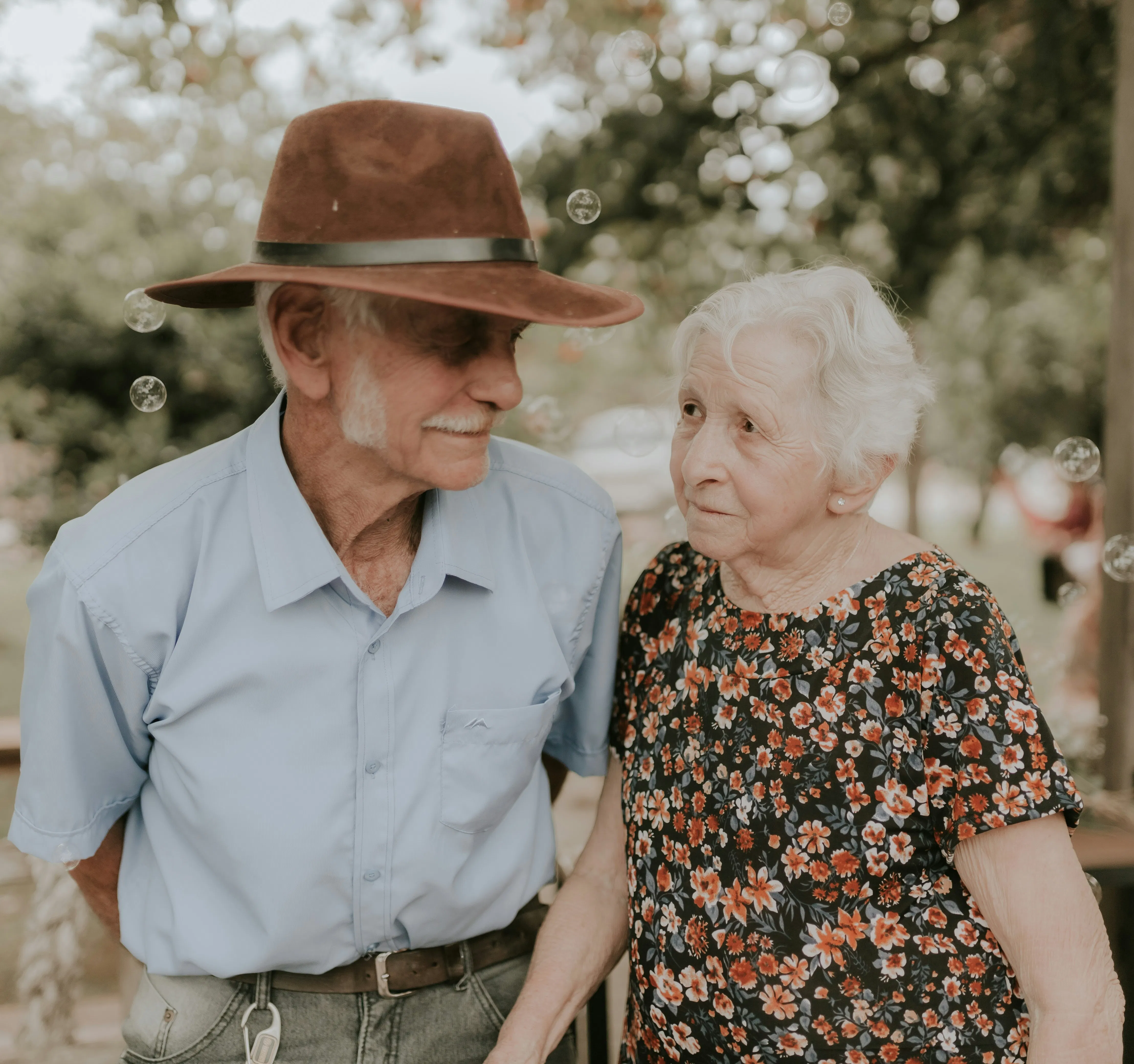 The First Signs Your Aging Parent May Need Additional Help